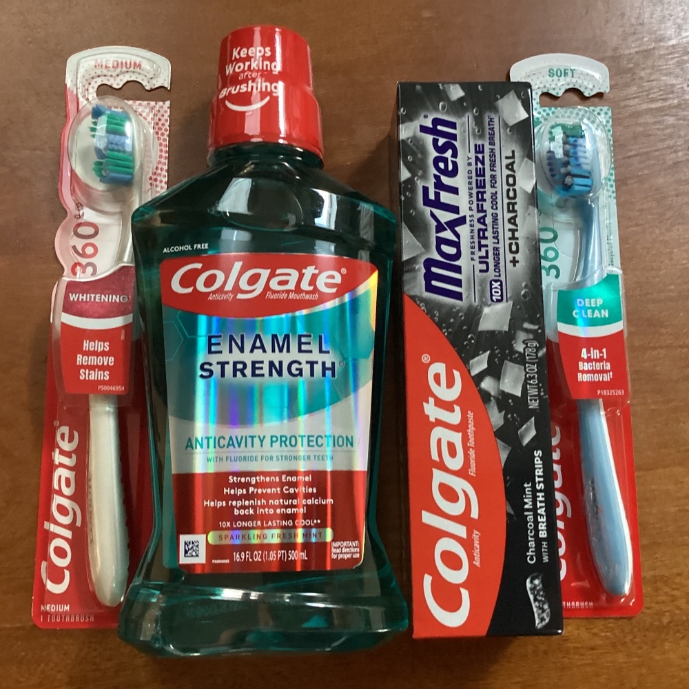 Colgate Oral Care Bundle (Mouthwash, toothpaste and toothbrushes) NEW